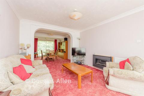3 bed property, in Fauners, £310,000