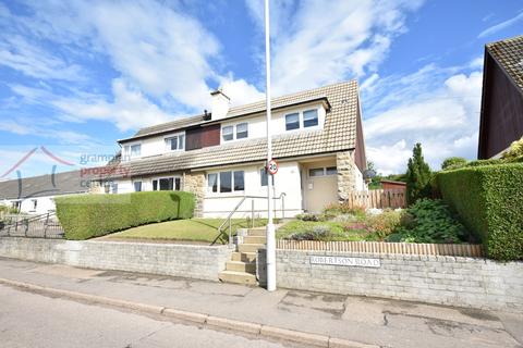 3 bed property, in Robertson Road, £155,000