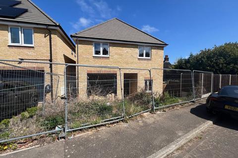 4 bed property, in Riggall Court, £365,000