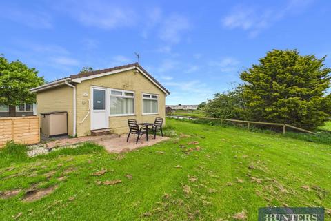 2 bed property, in Dolphin Way, £55,000