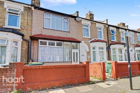 2 bed property, in Kingsland Road Plaistow, £400,000