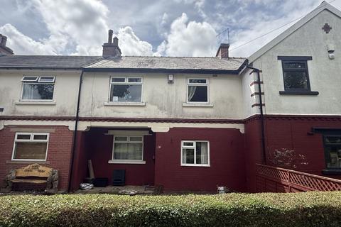 3 bed property, in Grange Avenue, £150,000