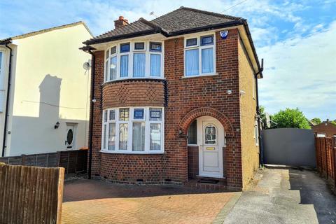 3 bed property, in South Street, £499,500