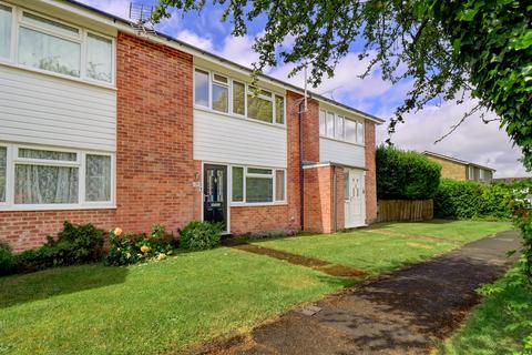 3 bed property, in Ashtree Walk, £450,000
