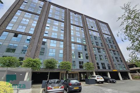 1 bed property, in Insignia Building, £170,000