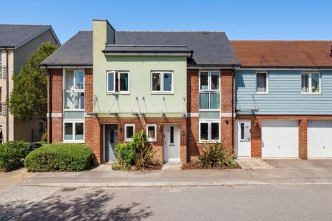 3 bed property, in Lister Drive, £350,000