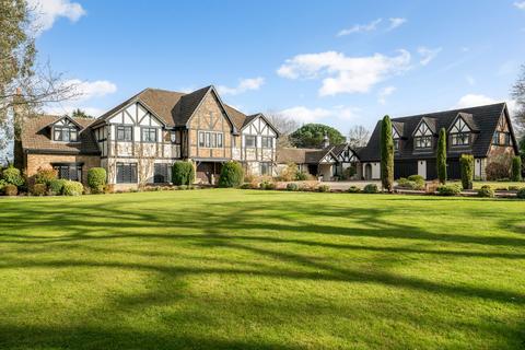 7 bed property, in Stokesheath Road, £5,500,000