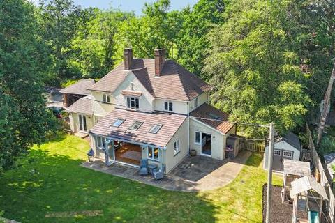 3 bed property, in Goddards Lane, £850,000