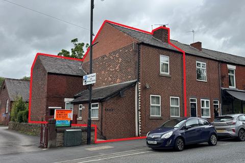 4 bed property, in The Coach House, £260,000
