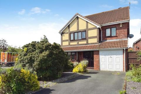 4 bed property, in 38, £230,000
