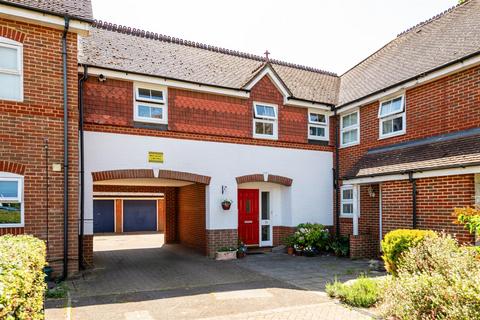 1 bed property, in Regents Mews, £240,000