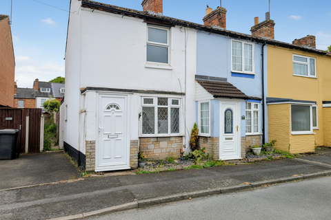 2 bed property, in Habberley Street, £145,000
