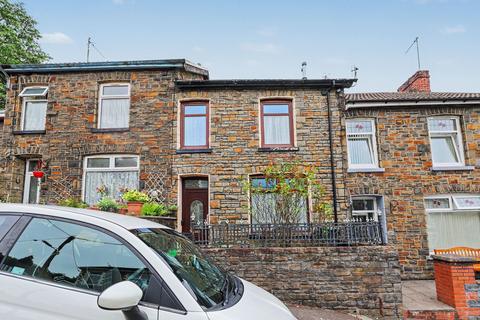 3 bed property, in Mountain Ash CF45, £105,000