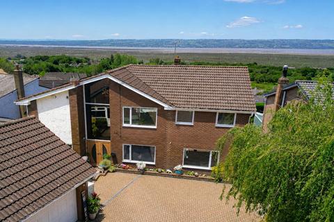 4 bed property, in Oldfield Drive, £995,000