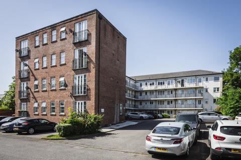 2 bed property, in Bawtry Road, £63,000