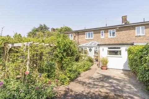 3 bed property, in Mere Road, £267,500