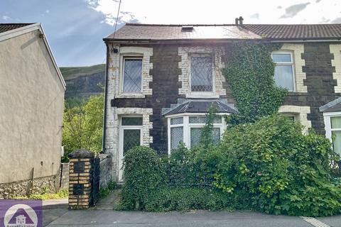 2 bed property, in Bournville Road, £60,000