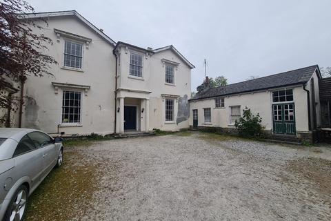 10 bed property, in Kings Turning, £360,000