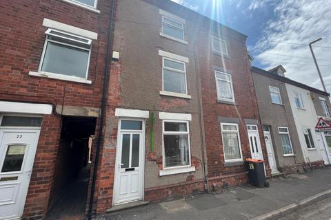 3 bed property, in 20 Priestsic Road, £60,000