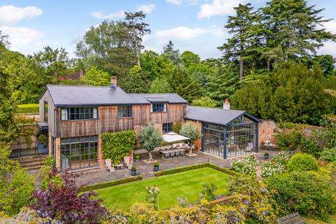 5 bed property, in Furze Platt Road, £3,850,000