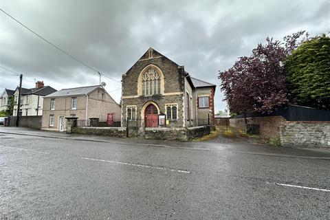Studio, in St Teilo Street, £125,000