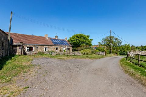 4 bed property, in Winston, £800,000