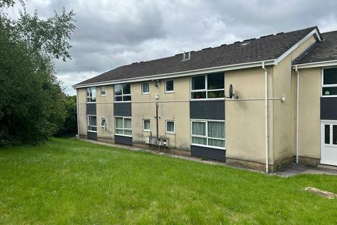 1 bed property, in Llys Newydd, £50,000