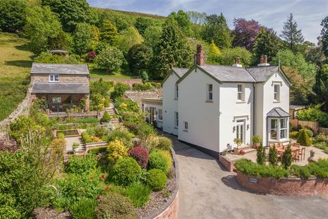 4 bed property, in West Malvern Road, £1,150,000