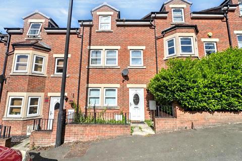 4 bed property, in Atkinson Road, £115,000