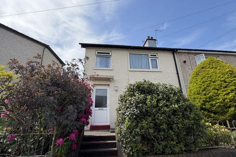 3 bed property, in Ainon Road, £175,000