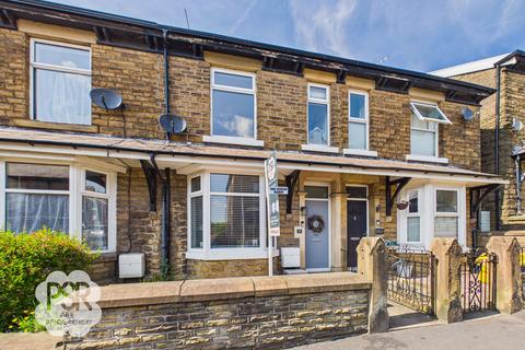 4 bed property, in Church Road, £320,000