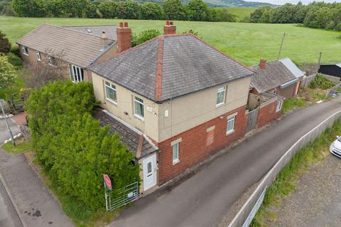 3 bed property, in Briardene, £165,000