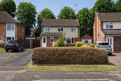 2 bed property, in Lea Road, £550,000