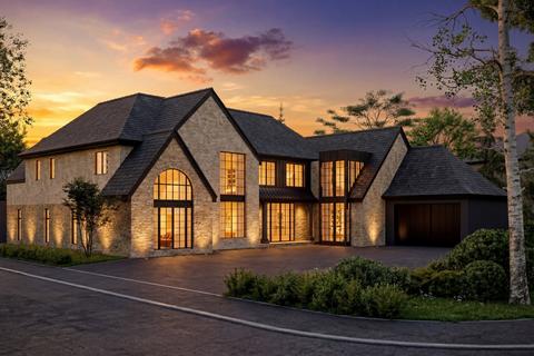 Land, in Woodside Way, £1,500,000
