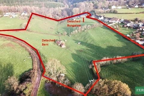 2 bed property, in (7 Acres & Stone Barn), £600,000