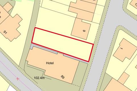 Land, in 4 Highfield Road, £20,000