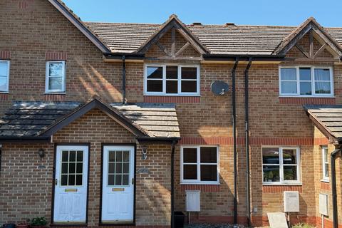 2 bed property, in Manor View, £195,000