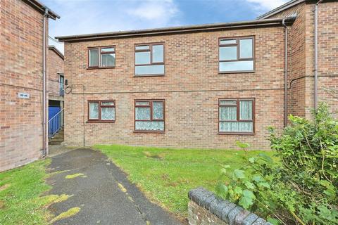 2 bed property, in Hauteyn Court, £100,000