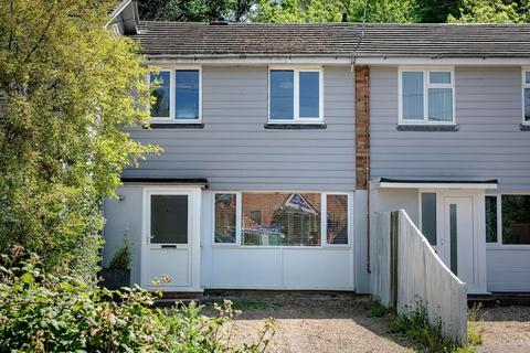 3 bed property, in Red Lion Lane, £550,000