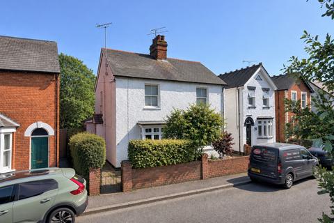 3 bed property, in Wendover, £600,000