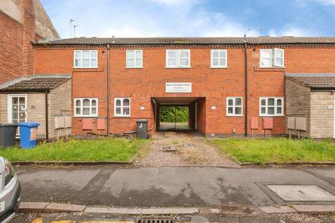 1 bed property, in Beaumanor Road, £120,000