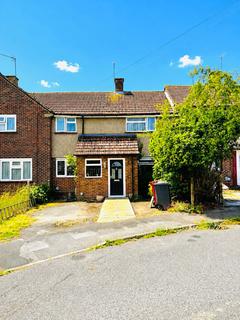 4 bed property, in Mansel Close, £500,000