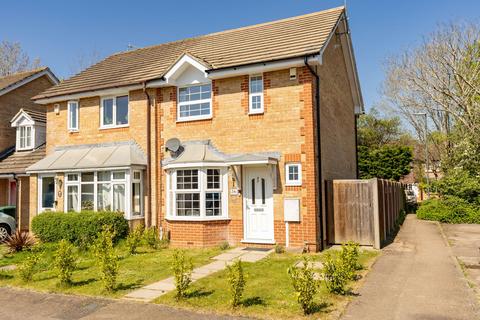 2 bed property, in Wheeler Road, £370,000