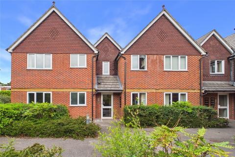 2 bed property, in Landseer Court, £197,500