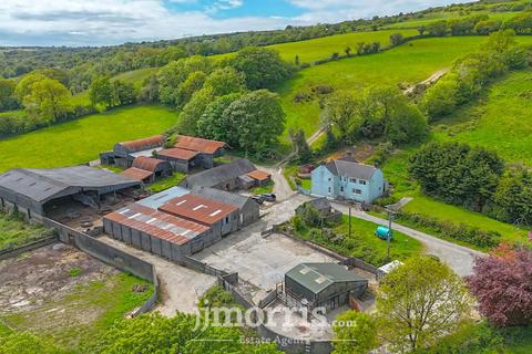 4 bed property, in Hebron, £1,000,000