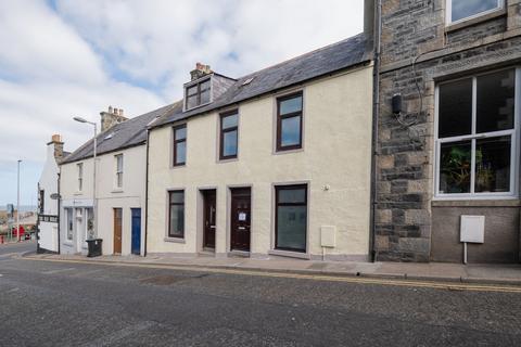 2 bed property, in Duff Street, £35,000