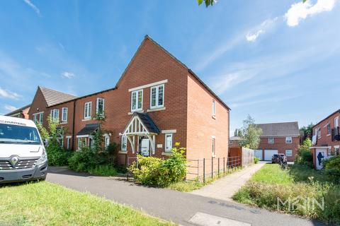 3 bed property, in Danbury Place, £260,000