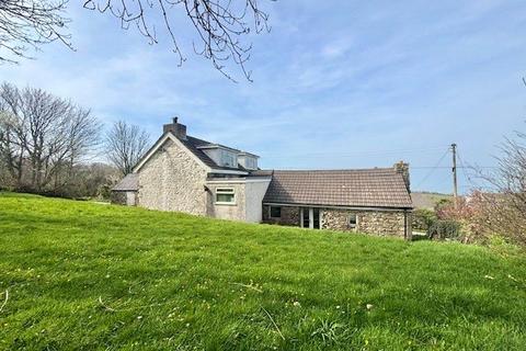2 bed property, in Sarnau, £300,000