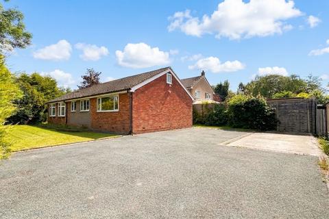 4 bed property, in Hazel Drive, £625,000