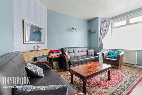 3 bed property, in Idsworth Road, £160,000
